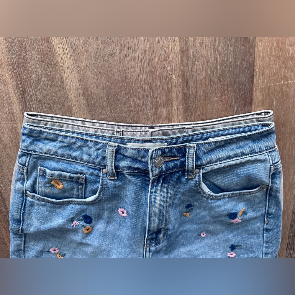 SOLD - Picture 2 of 16
